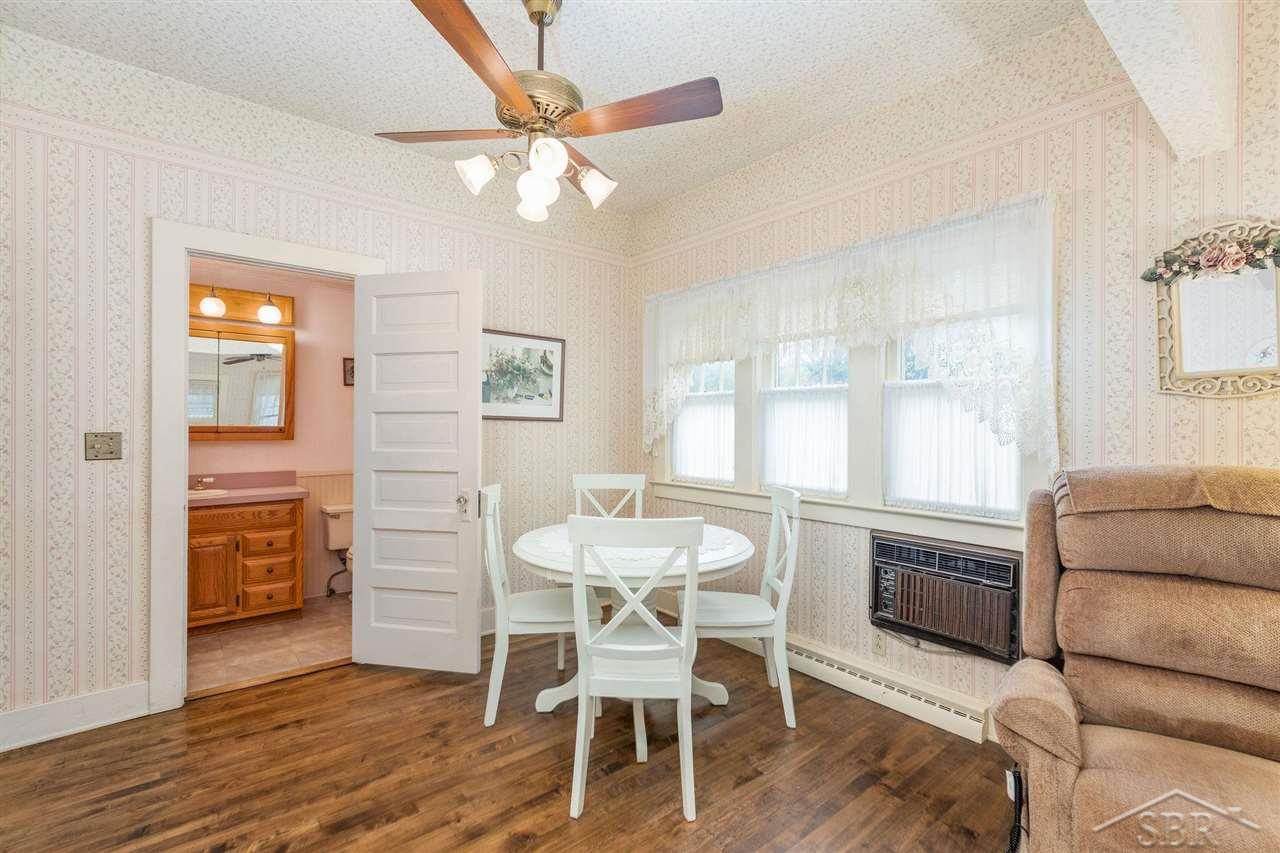 4380 Shattuck Road Saginaw, MI 48603 - Photo 12 of 22 Dining Area
