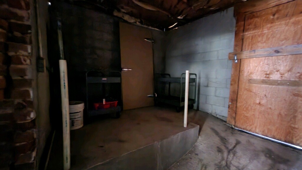 636 Main Street Friendship, TN 38034 - Photo 10 of 17 a view of elevator