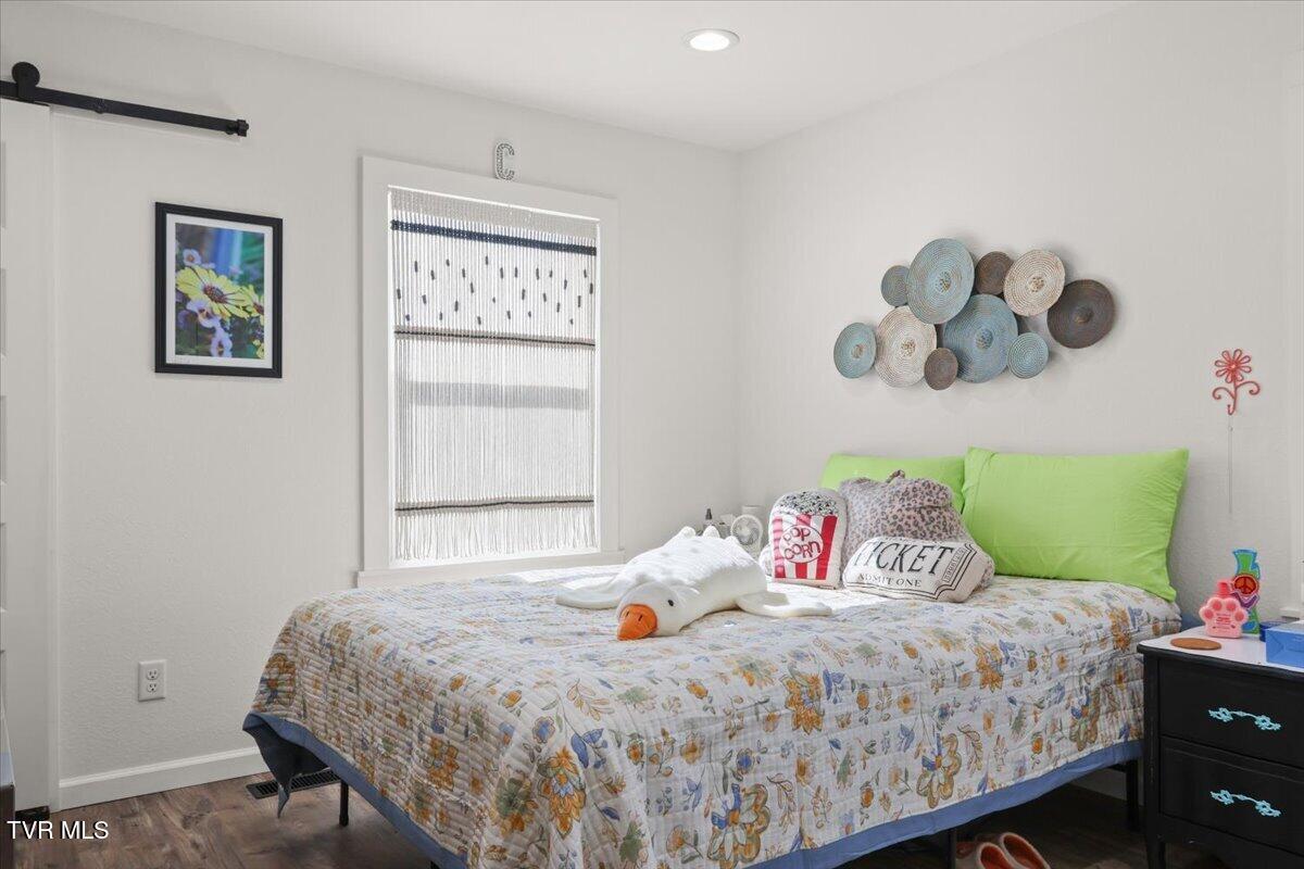 599 Harlan Street Greeneville, TN 37745 - Photo 21 of 38 25-Bedroom 2