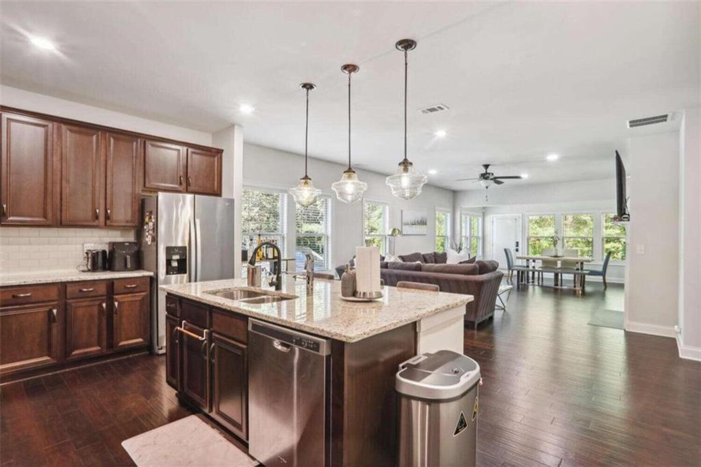 1122 Hibiscus Way Southwest Mableton, GA 30126 - Photo 8 of 16