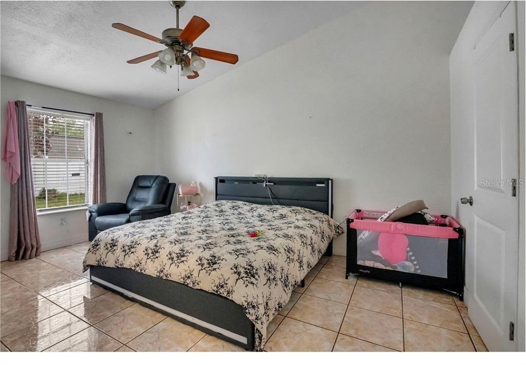 233 Red Maple Drive Kissimmee, FL 34743 - Photo 5 of 22