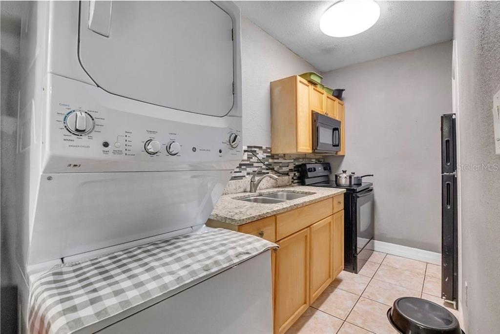 233 Red Maple Drive Kissimmee, FL 34743 - Photo 8 of 22