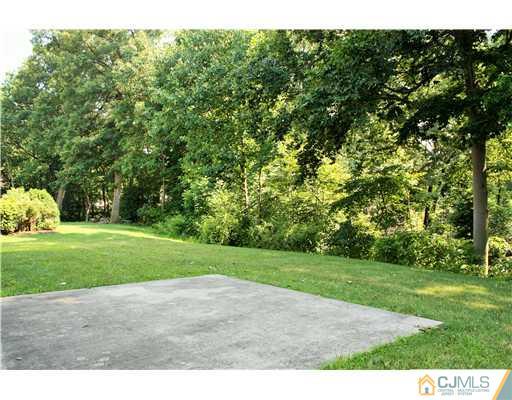 26 Ridge Road Edison, NJ 08817 - Photo 20 of 23 a view of a park