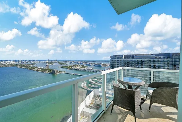 $7,900 | 1900 North Bayshore Drive, Unit 5103, Miami, FL 33132
