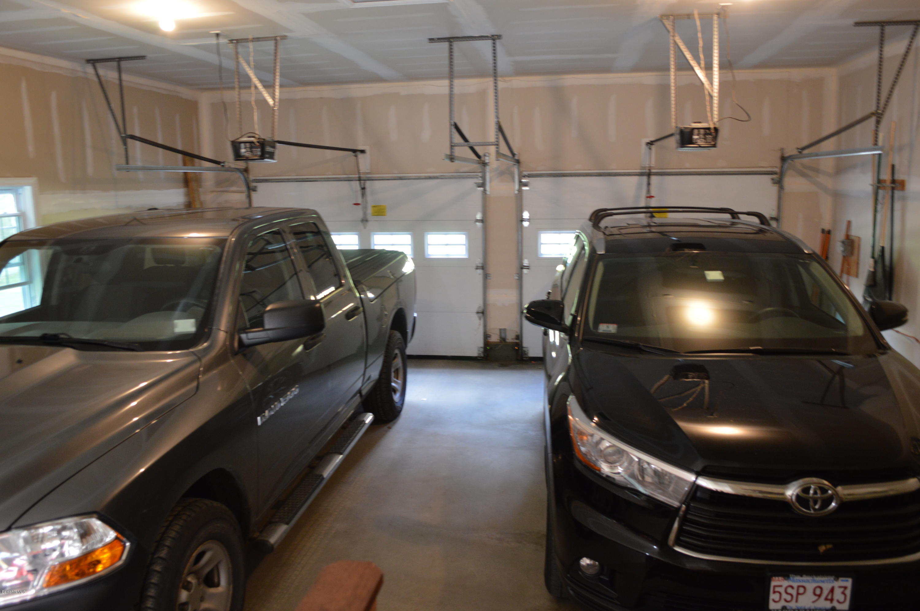735 Upper Valley Road Washington, MA 01223 - Photo 31 of 33 a view of a garage
