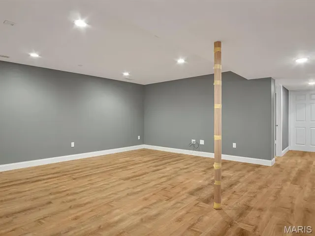 $320,000 | 1135 Nassau Drive, Edwardsville, IL 62025