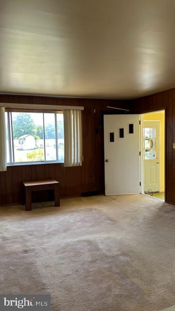 127 Elmtowne Boulevard Hammonton, NJ 08037 - Photo 4 of 14 living room