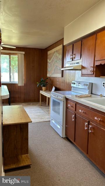 127 Elmtowne Boulevard Hammonton, NJ 08037 - Photo 7 of 14 galley kitchen