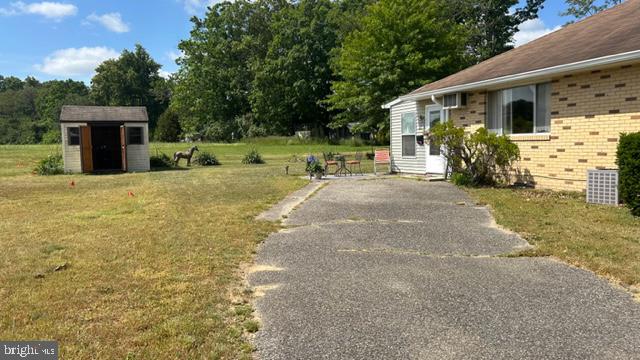 127 Elmtowne Boulevard Hammonton, NJ 08037 - Photo 8 of 14 Driveway and shed