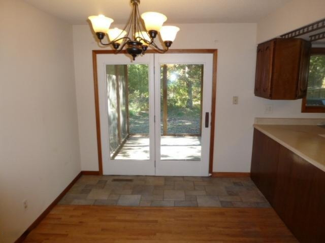 343 North Broton Road Muskegon, MI 49442 - Photo 6 of 24 7a-Dining Area