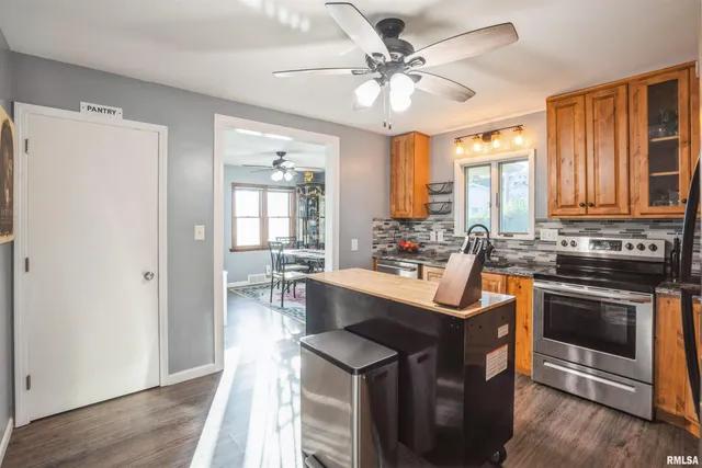 $139,500 | 824 9th Avenue, Fulton, IL 61252