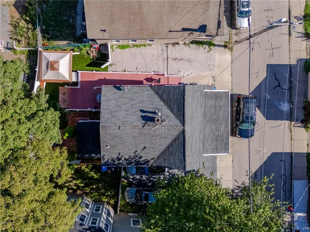 $875,000 | 57 Gould Street, Newport, RI 02840