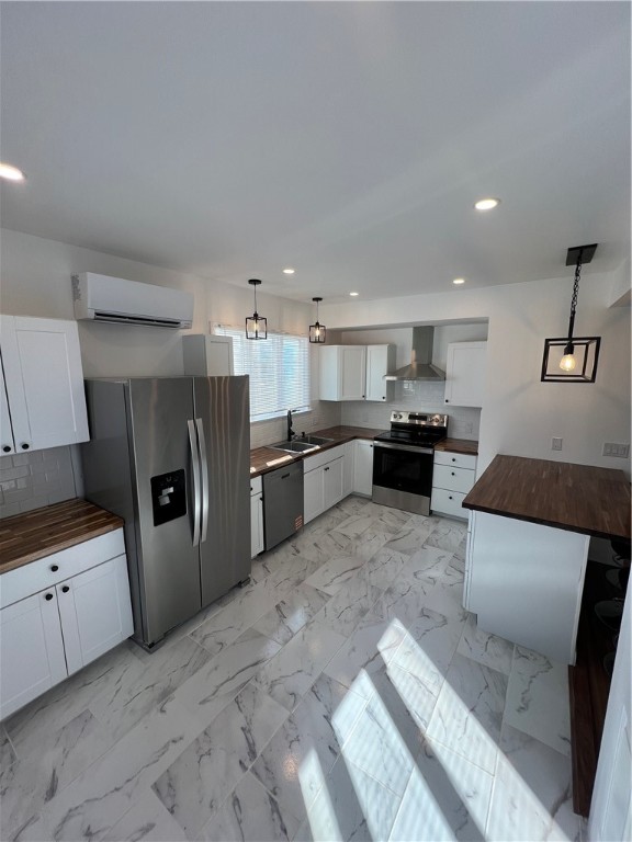 57 Gould Street Newport, RI 02840 - Photo 6 of 18