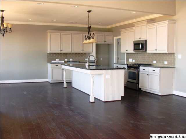 312 Oxford Way Pelham, AL 35124 - Photo 5 of 13