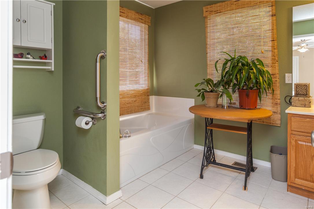 408 Wiegerstown Road O'Fallon, IL 62269 - Photo 14 of 35 Gallery Image 14