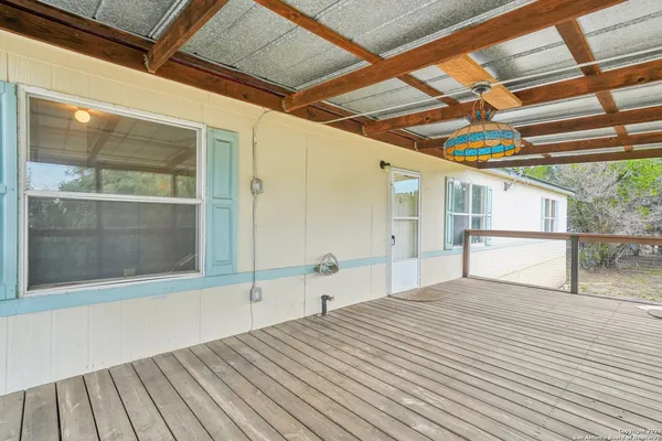 $240,000 | 140 Lake Terrace Drive, Lakehills, TX 78063