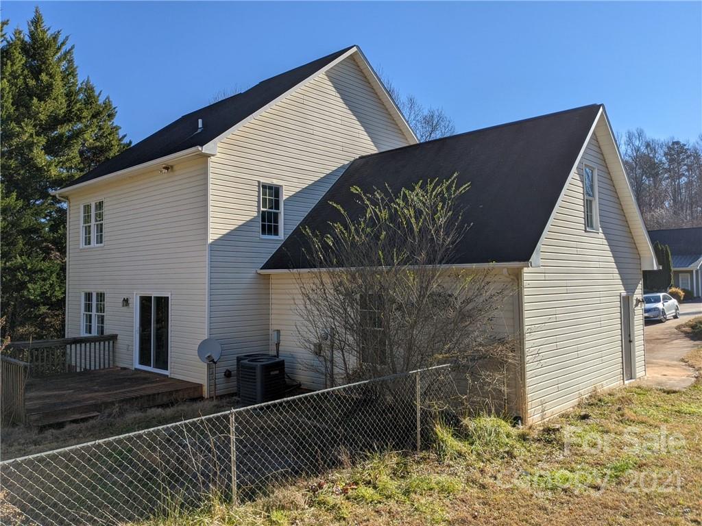 106 Cameron Drive Rutherfordton, NC 28139 - Photo 3 of 19 a view of a house with a balcony