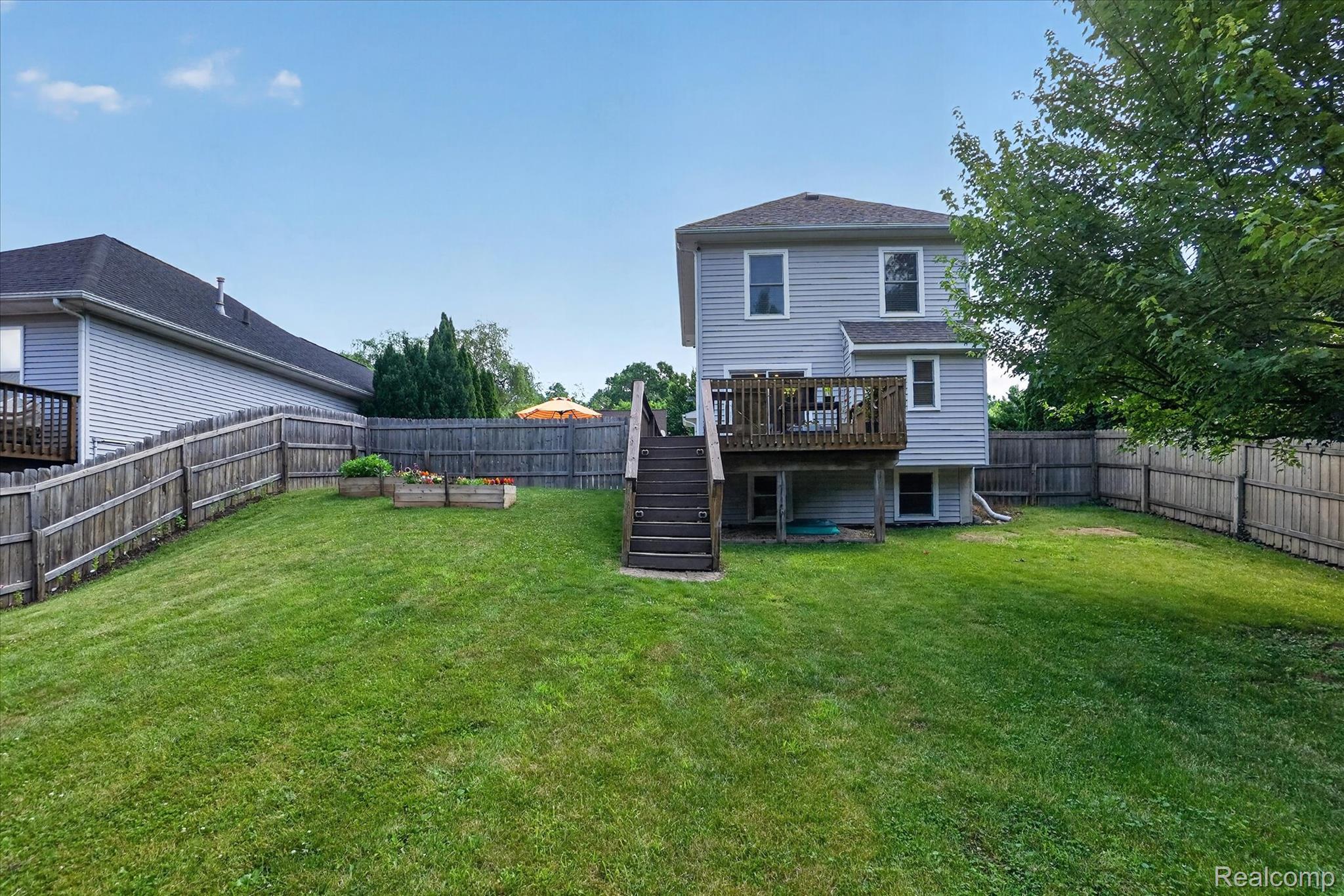 452 Waverly Lane Howell, MI 48843 - Photo 31 of 39 38-452-Waverly-Ln-Howell-WindowStill.jpg