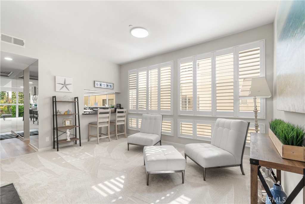 1927 Glendon Avenue, Unit 301 Los Angeles, CA 90025 - Photo 19 of 47 Secondary Den or Family Room