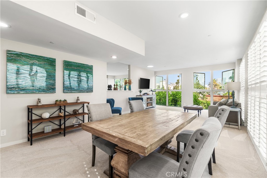 1927 Glendon Avenue, Unit 301 Los Angeles, CA 90025 - Photo 2 of 47