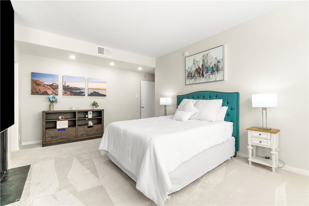 1927 Glendon Avenue, Unit 301 Los Angeles, CA 90025 - Photo 29 of 47