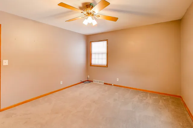 $290,000 | 6212 Main Street, Union, IL 60180