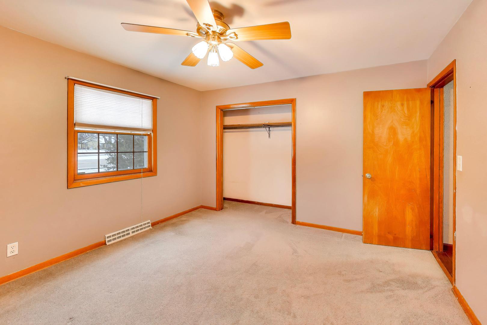 6212 Main Street Union, IL 60180 - Photo 12 of 33