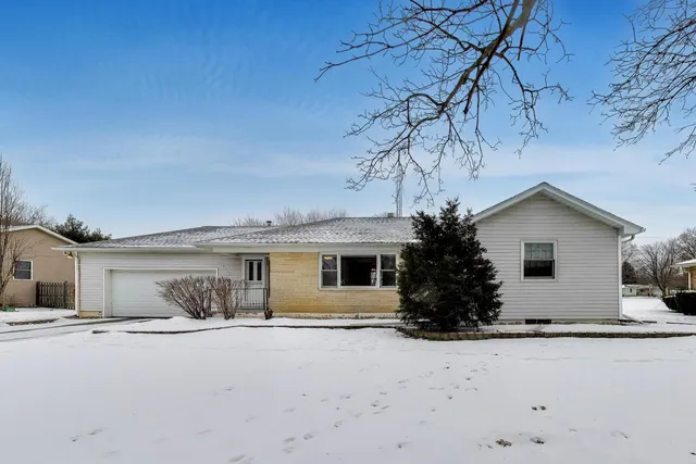 $290,000 | 6212 Main Street, Union, IL 60180