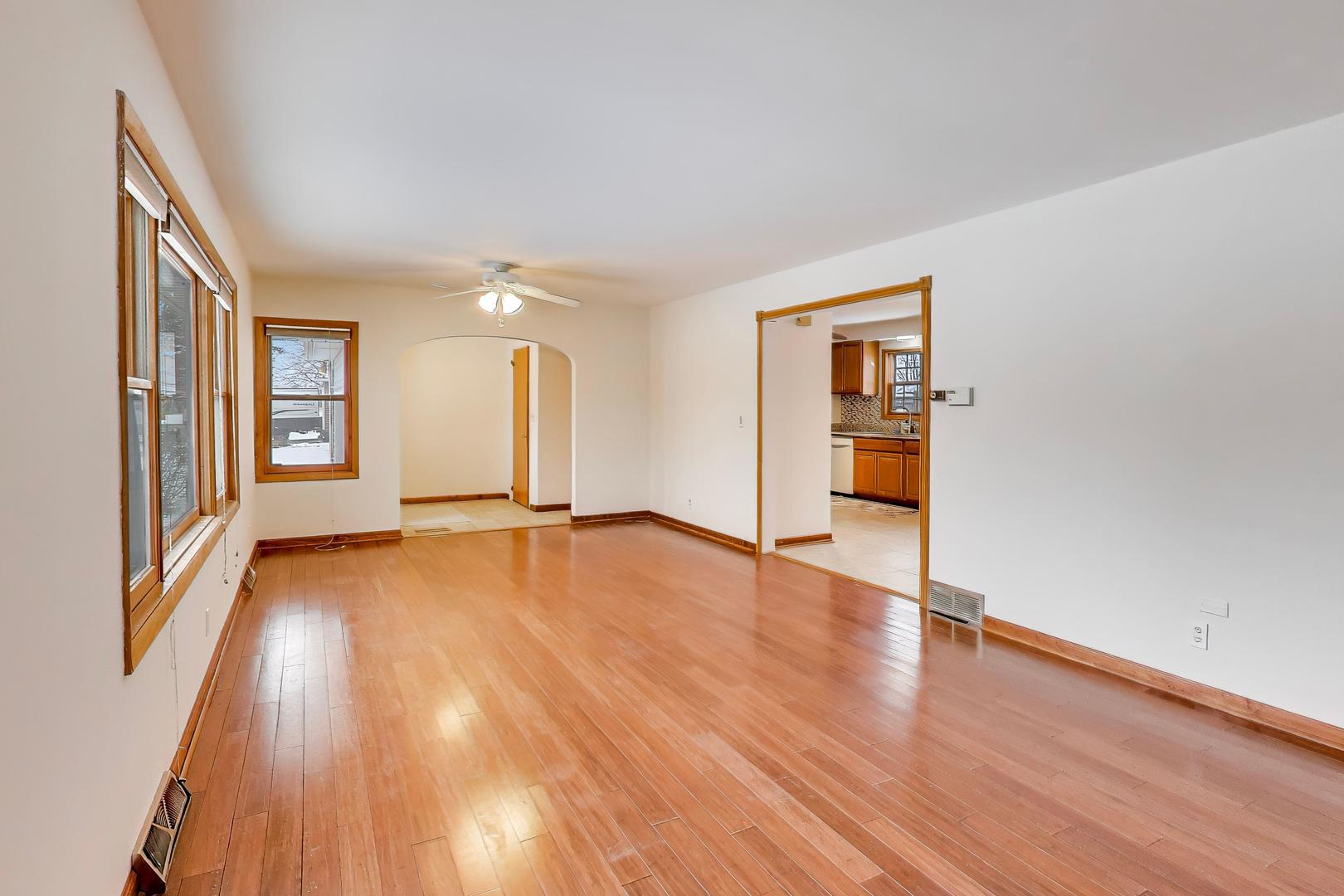 6212 Main Street Union, IL 60180 - Photo 4 of 33