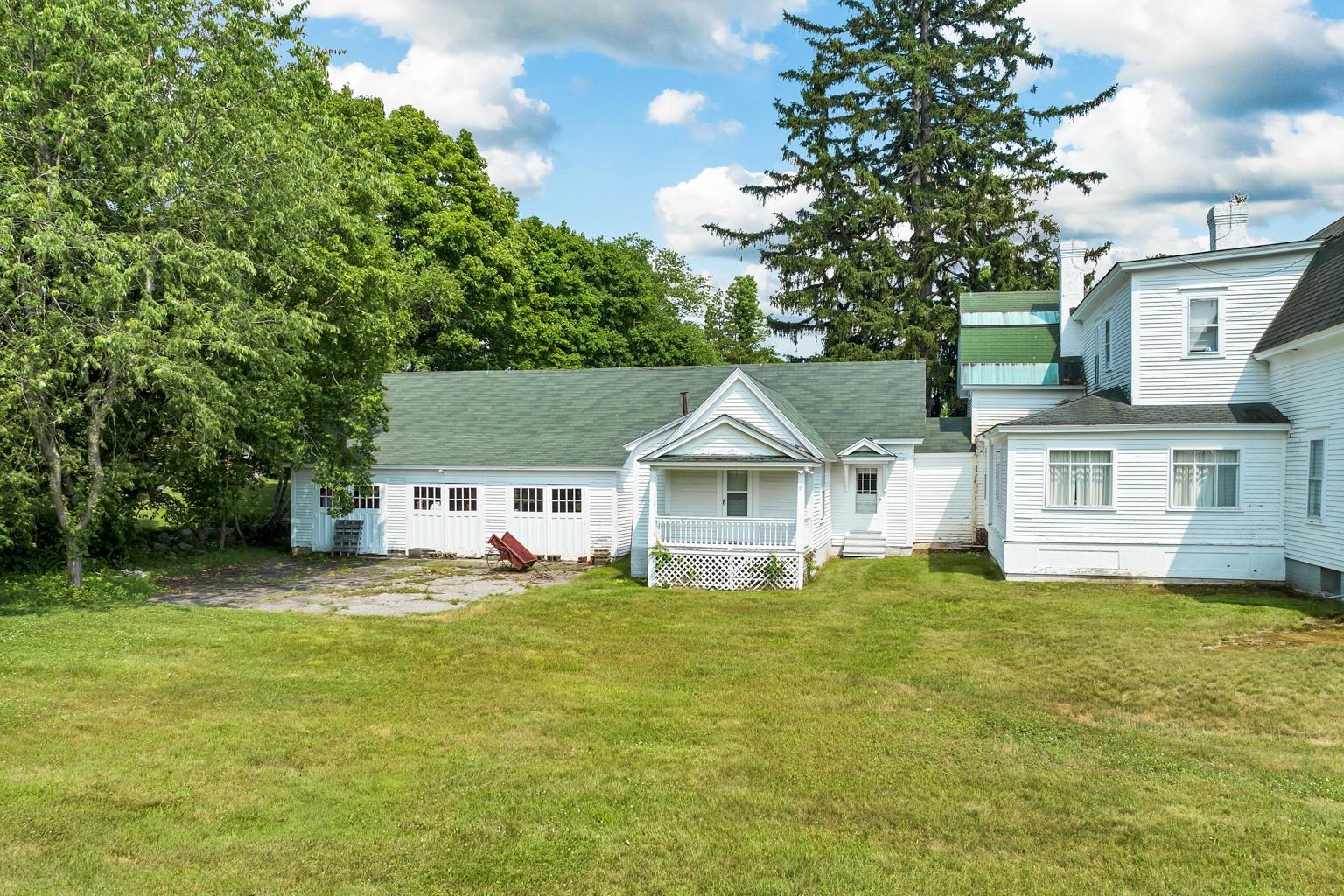 238 White Oaks Road Laconia, NH 03246 - Photo 4 of 32 Gallery Image 4