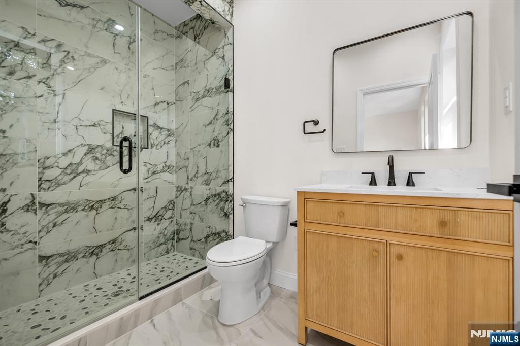 193 Homestead Road Paramus, NJ 07652 - Photo 35 of 40 Gallery Image 35