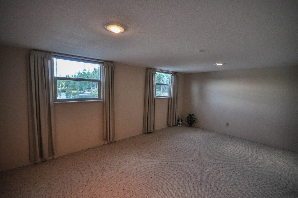 422 Bayview Road Newport, WA 99156 - Photo 14 of 20 Gallery Image 14