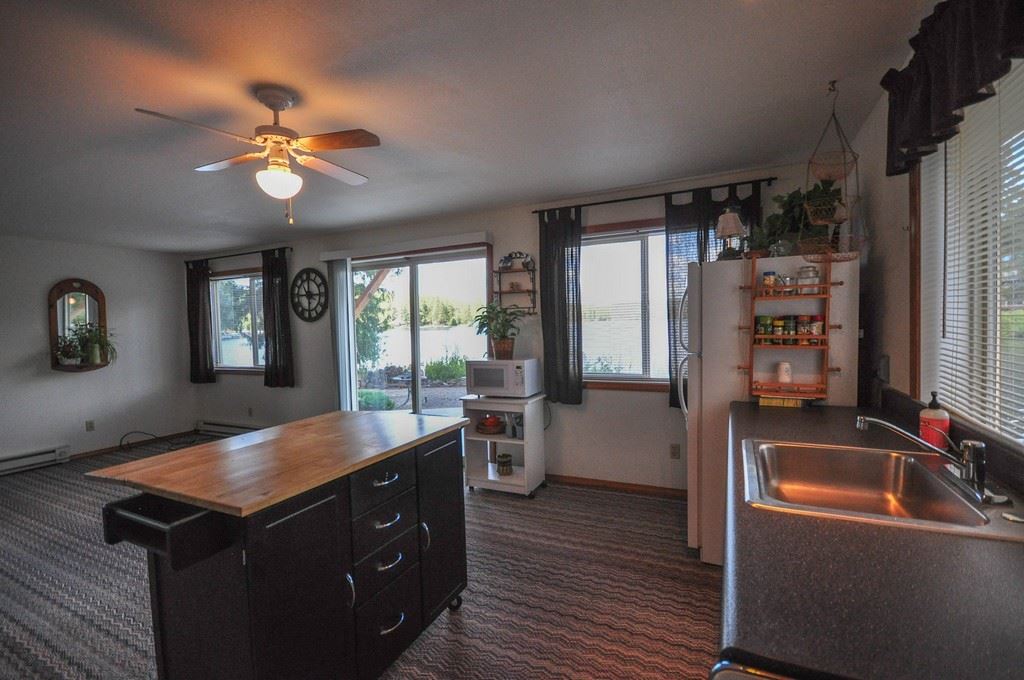 422 Bayview Road Newport, WA 99156 - Photo 9 of 20 Gallery Image 9