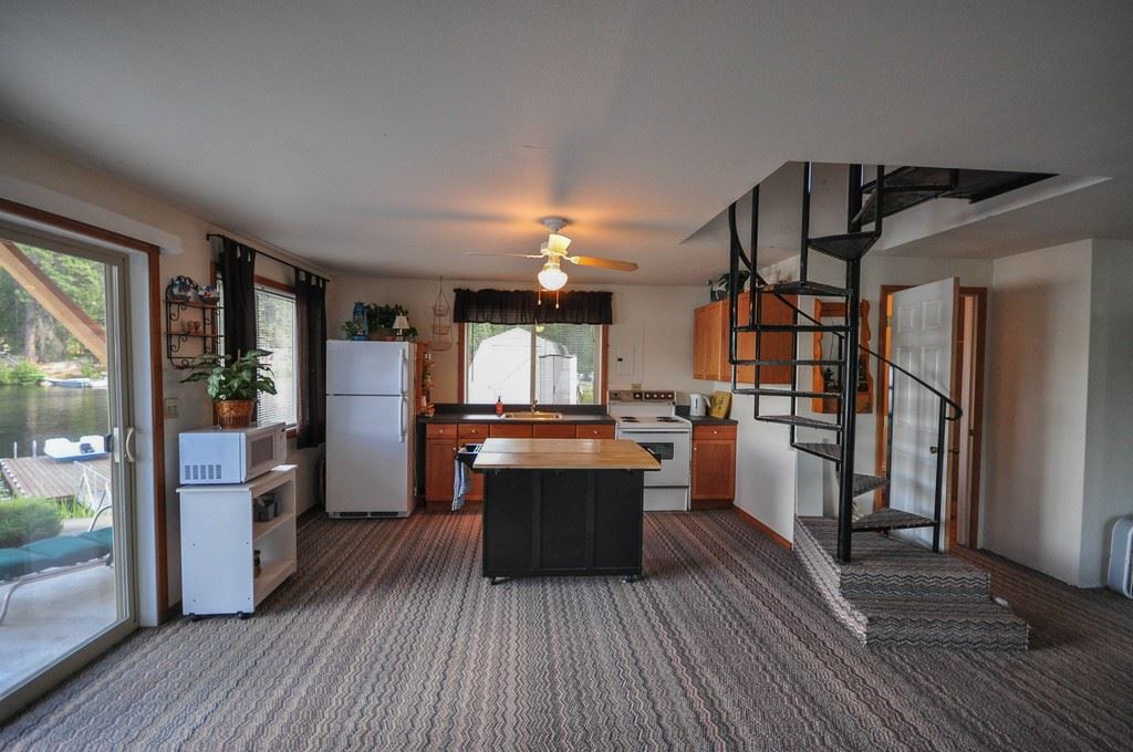 422 Bayview Road Newport, WA 99156 - Photo 10 of 20 Gallery Image 10