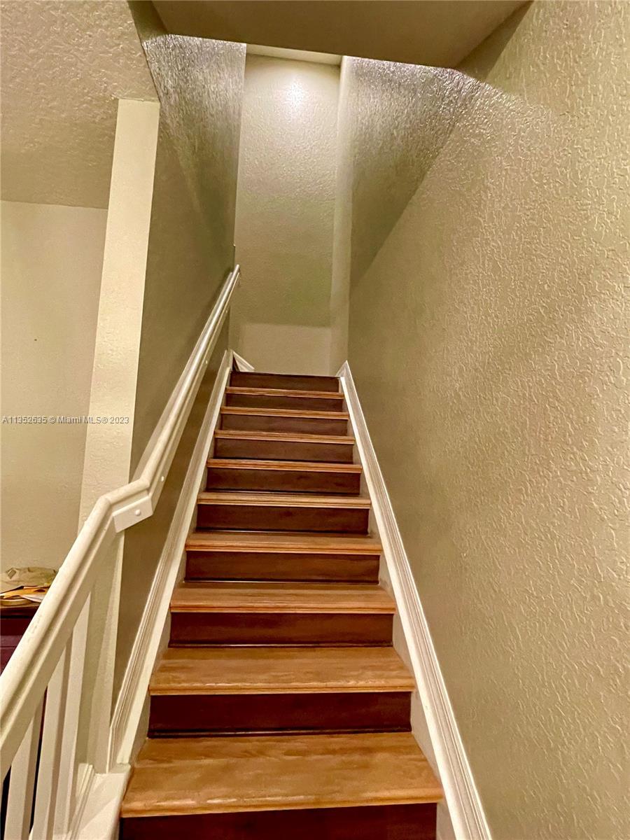 128 Midleton Way Jupiter, FL 33458 - Photo 24 of 39 a view of entryway