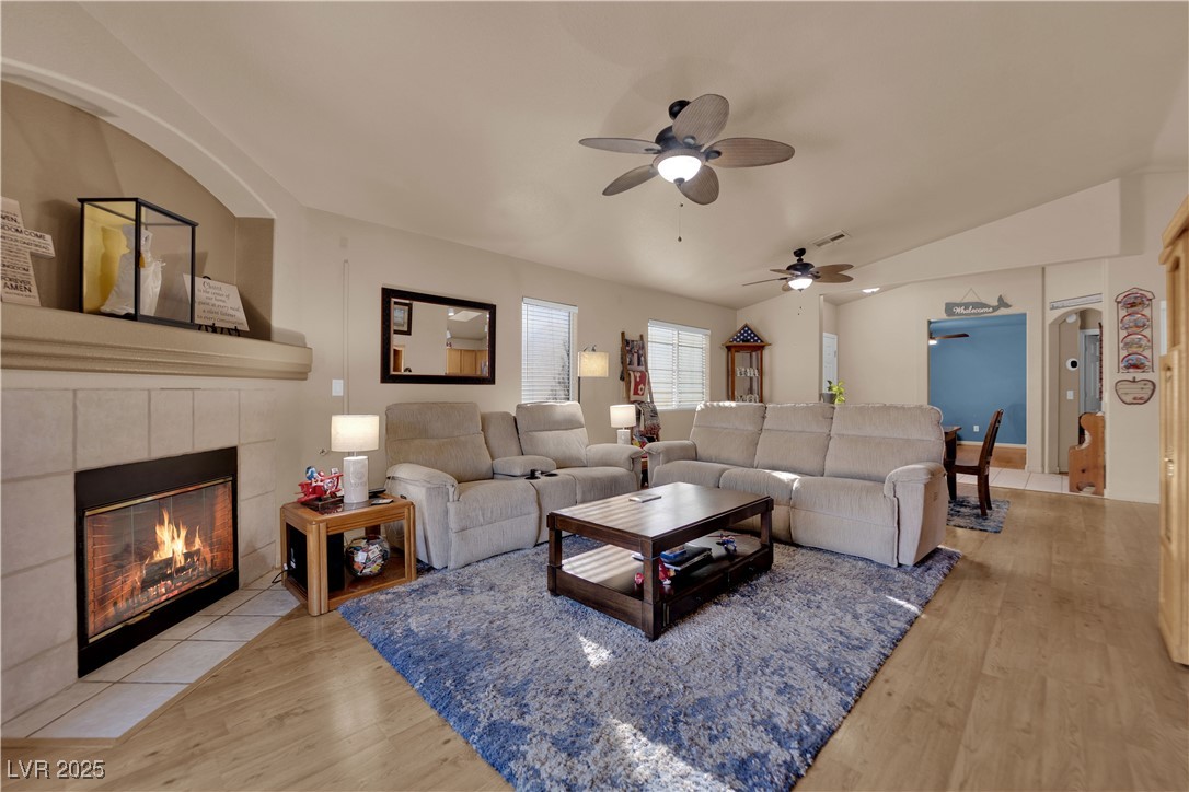 3486 Osprey Ridge Court Las Vegas, NV 89122 - Photo 12 of 49