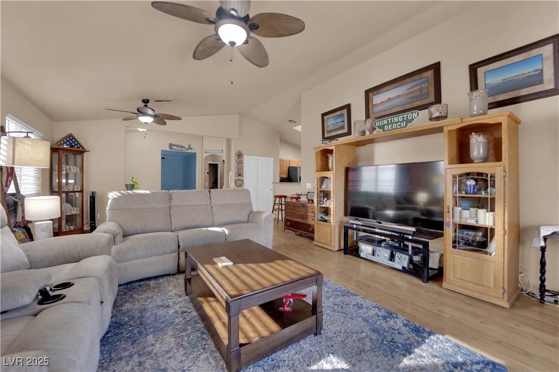 3486 Osprey Ridge Court Las Vegas, NV 89122 - Photo 13 of 49