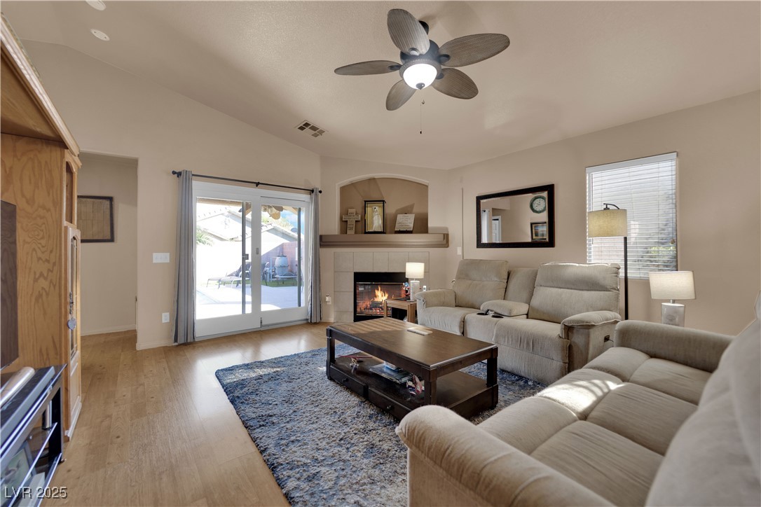 3486 Osprey Ridge Court Las Vegas, NV 89122 - Photo 14 of 49