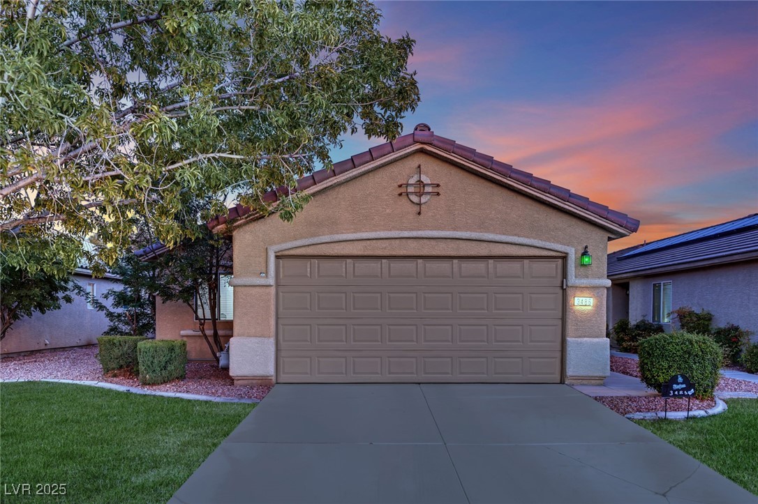 3486 Osprey Ridge Court Las Vegas, NV 89122 - Photo 43 of 49 Virtually staged. Artificial grass installed soon!