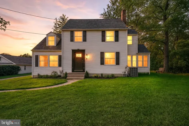 $599,900 | 9 Penarth Drive, Wilmington, DE 19803