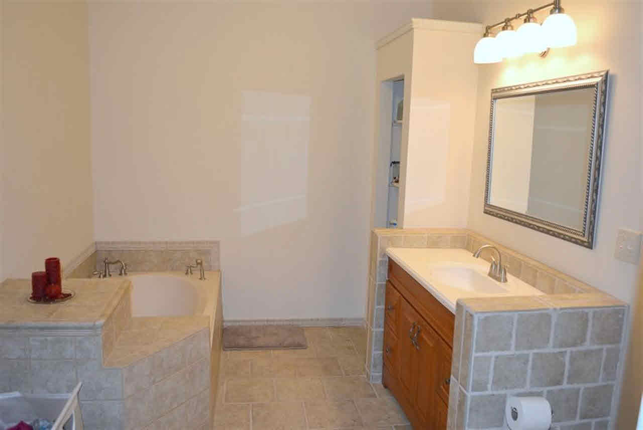 2104 West Royerton Road Muncie, IN 47303 - Photo 15 of 30