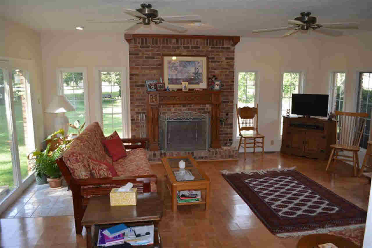 2104 West Royerton Road Muncie, IN 47303 - Photo 9 of 30