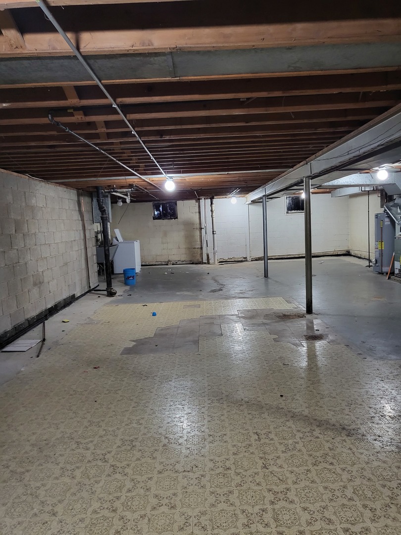3328 Butler Avenue Steger, IL 60475 - Photo 19 of 22 a view of empty room with wooden floor