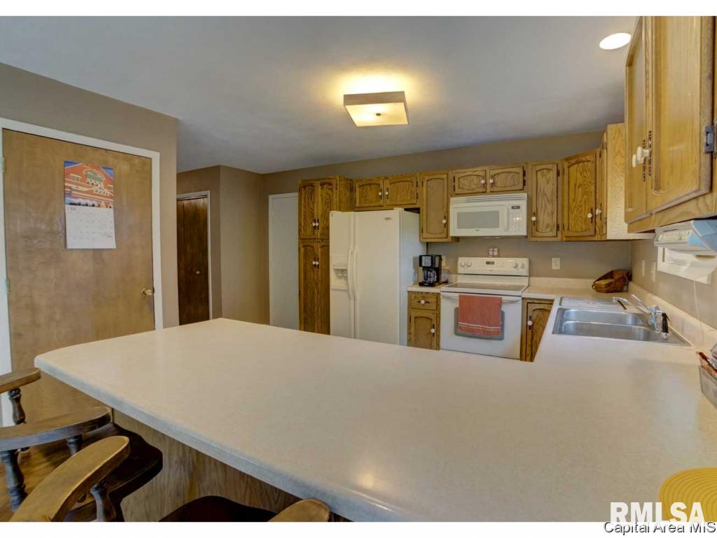 2612 Erie Road Springfield, IL 62707 - Photo 11 of 32