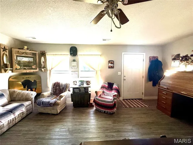 $284,900 | 296 White Road, Montgomery City, MO 63361