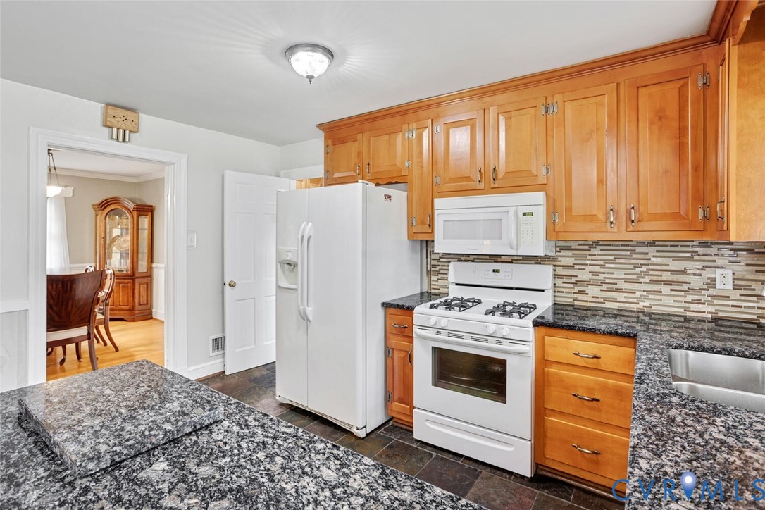 307 North Wilkinson Road Richmond, VA 23227 - Photo 17 of 48 Gallery Image 17