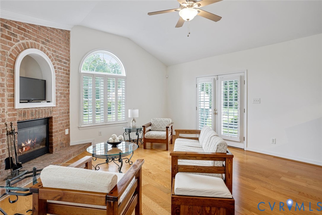307 North Wilkinson Road Richmond, VA 23227 - Photo 32 of 48 Guest Suite with Great Room and Kitchen