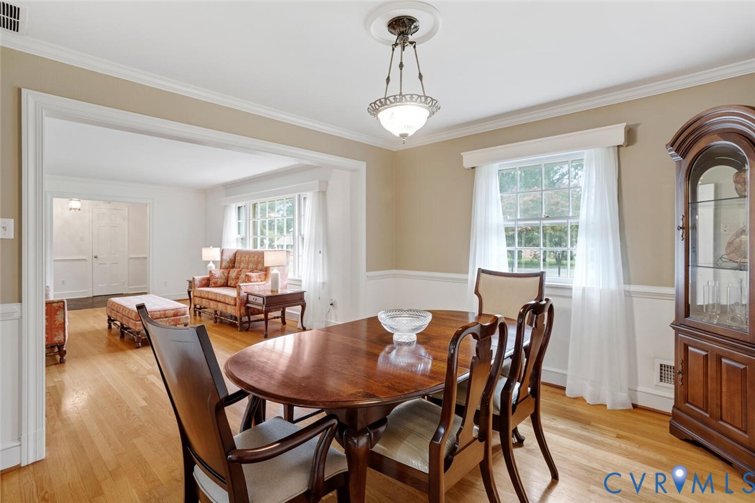 307 North Wilkinson Road Richmond, VA 23227 - Photo 9 of 48 Formal Dining Room