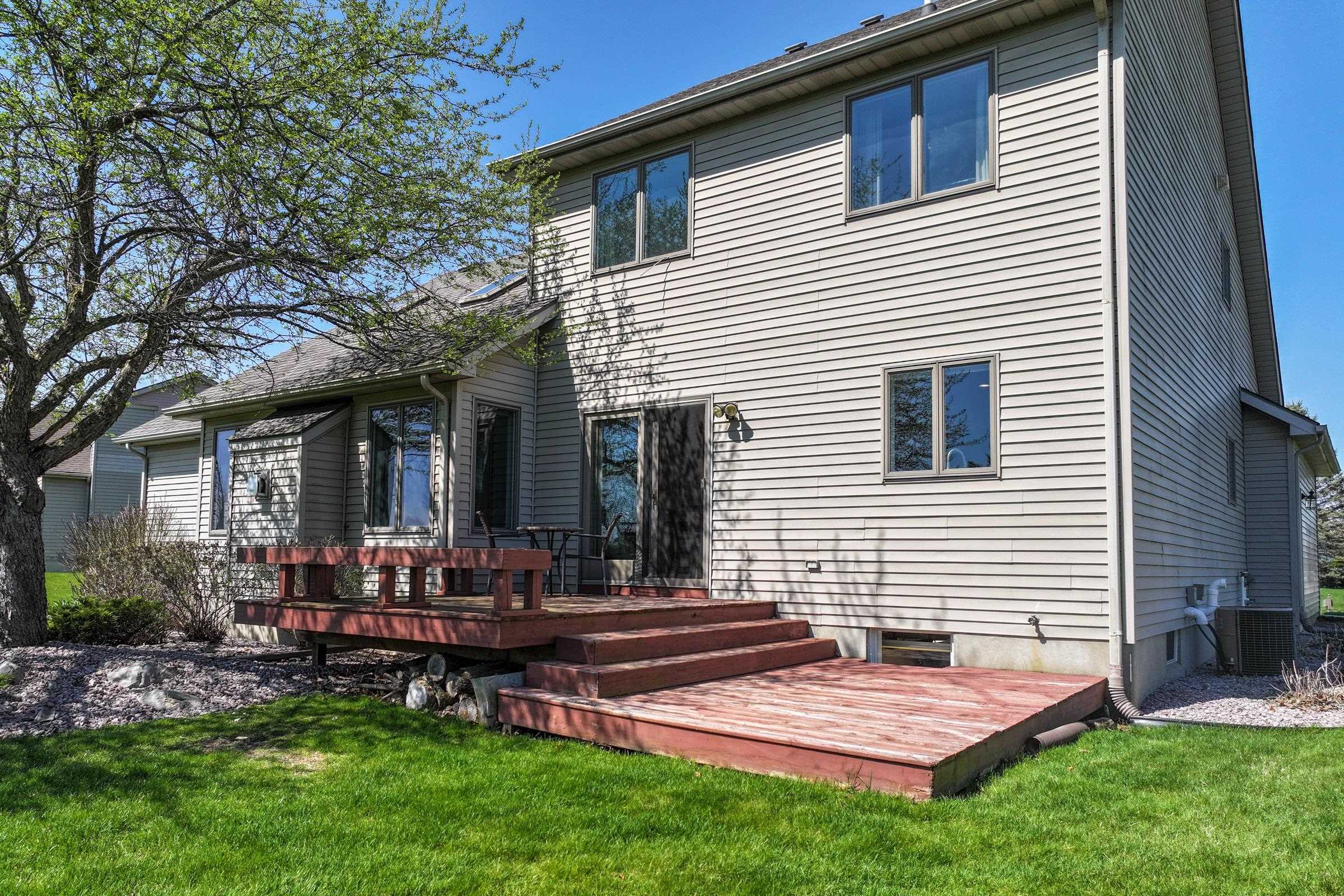 2473 Pebble Ridge Davison, MI 48423 - Photo 6 of 40 50172383-19ee7f01-0bfd-4086-b80e-d30f0eb372d7.JPG