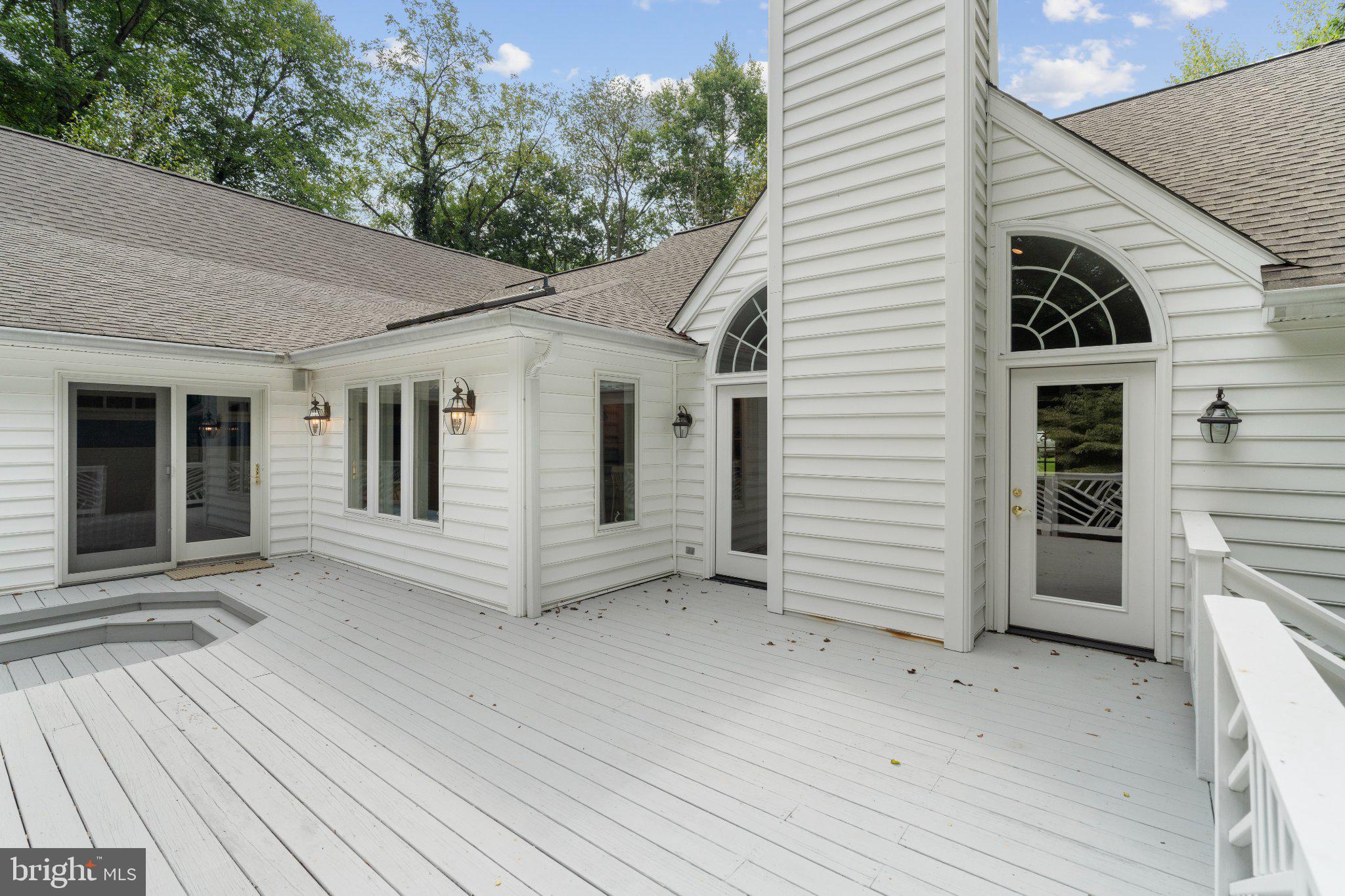14817 Manor Road Monkton, MD 21111 - Photo 49 of 80 Sprawling Back Deck